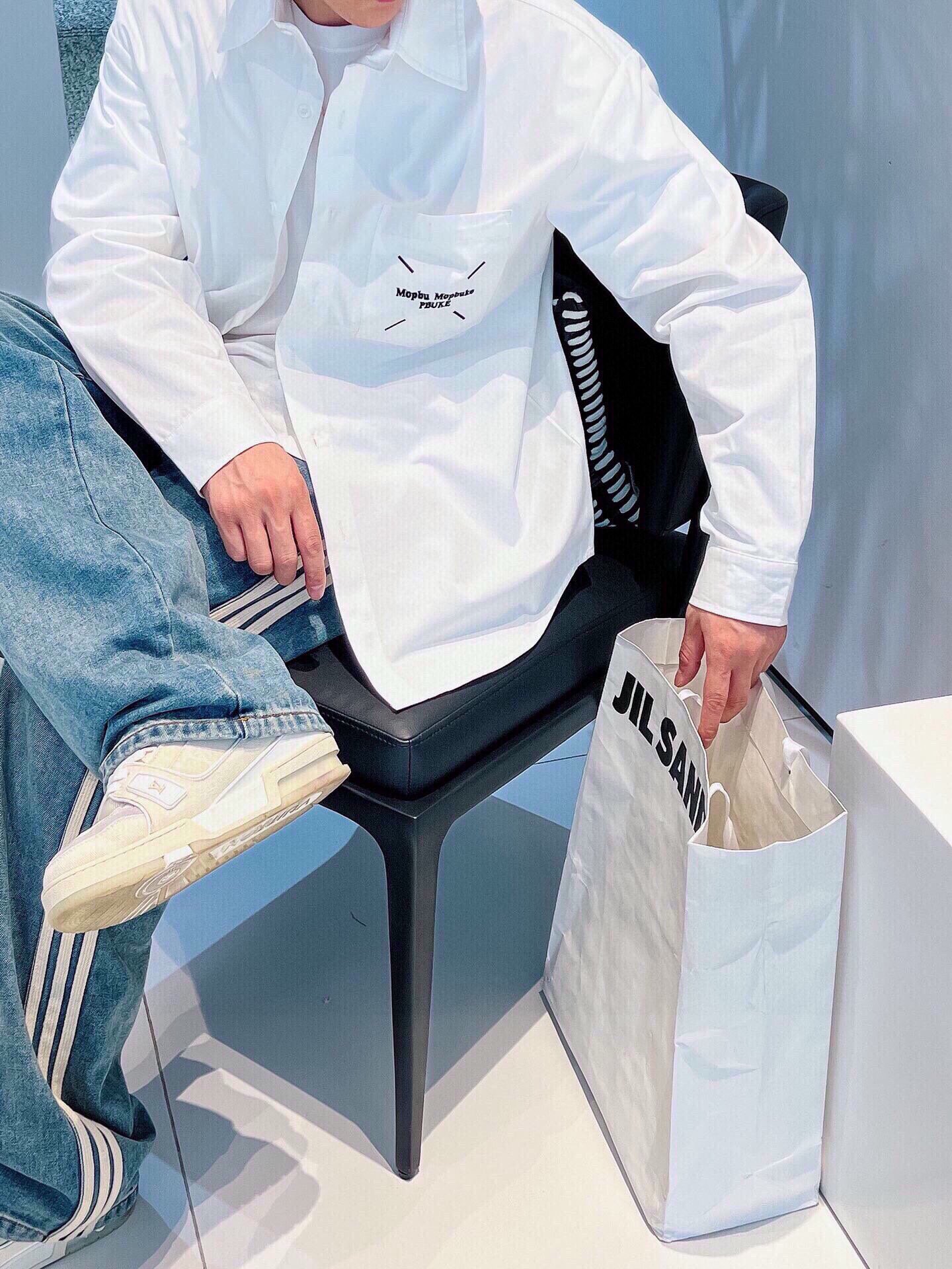 High-density Cotton Long Sleeve Shirt with Logo Embroidery and Stereo-printing Letters - 图片 7