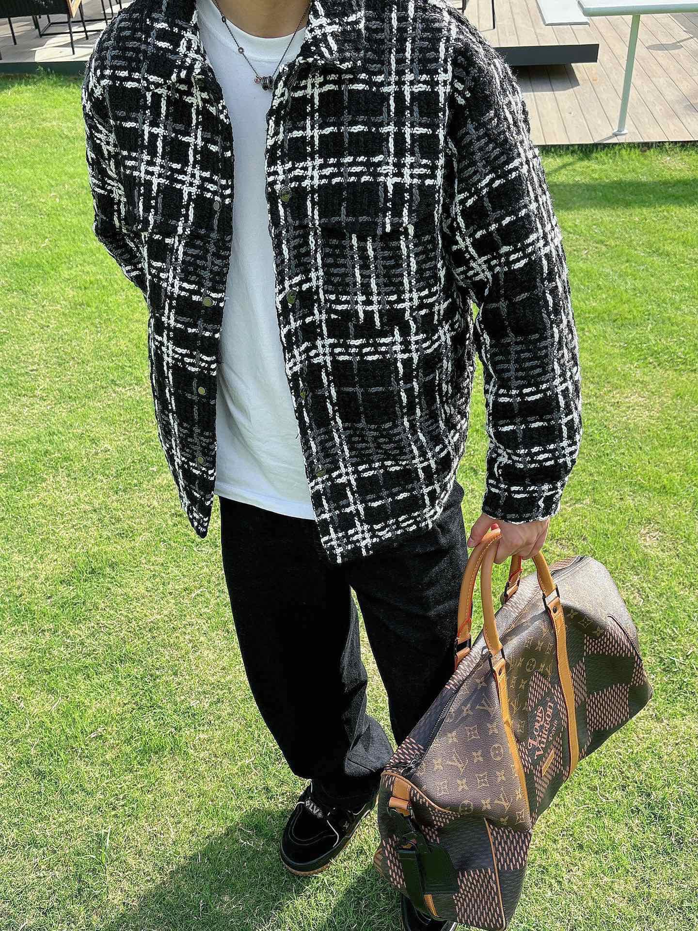 P。VTAENLITN ⁽高定款⁾ 90纯白鸭🦆绒。顶级千鸟格系列面包服男女同款国标90白鸭绒 蓬松度8