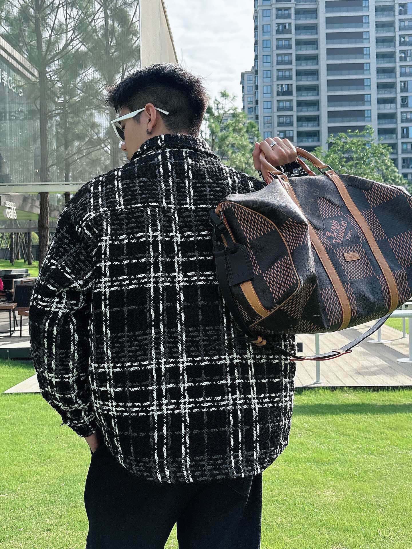 P。VTAENLITN ⁽高定款⁾ 90纯白鸭🦆绒。顶级千鸟格系列面包服男女同款国标90白鸭绒 蓬松度8