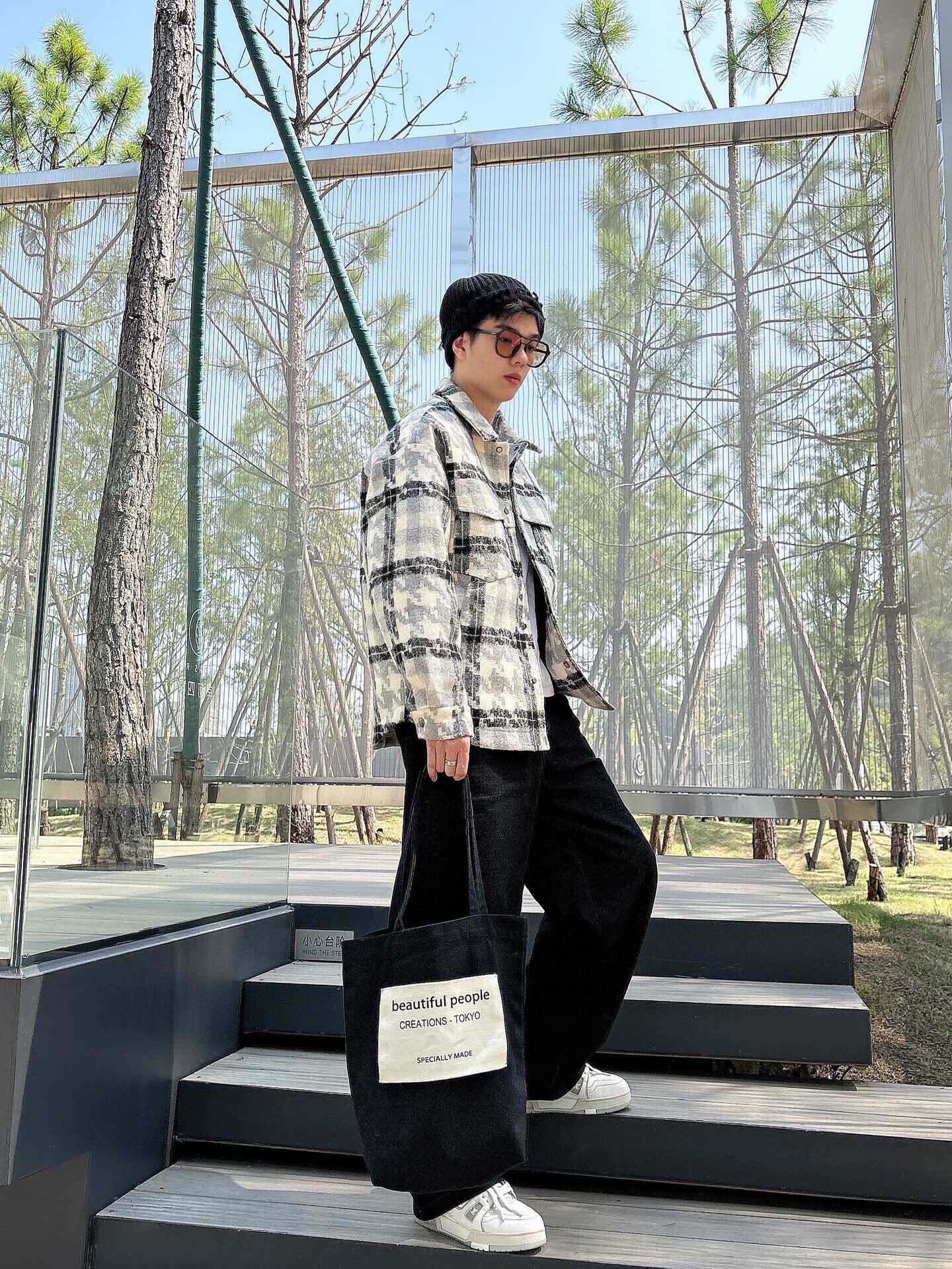 P。VTAENLITN ⁽高定款⁾ 90纯白鸭🦆绒。羽绒服外套 顶级千鸟格系列面包服男女同款国标90白鸭