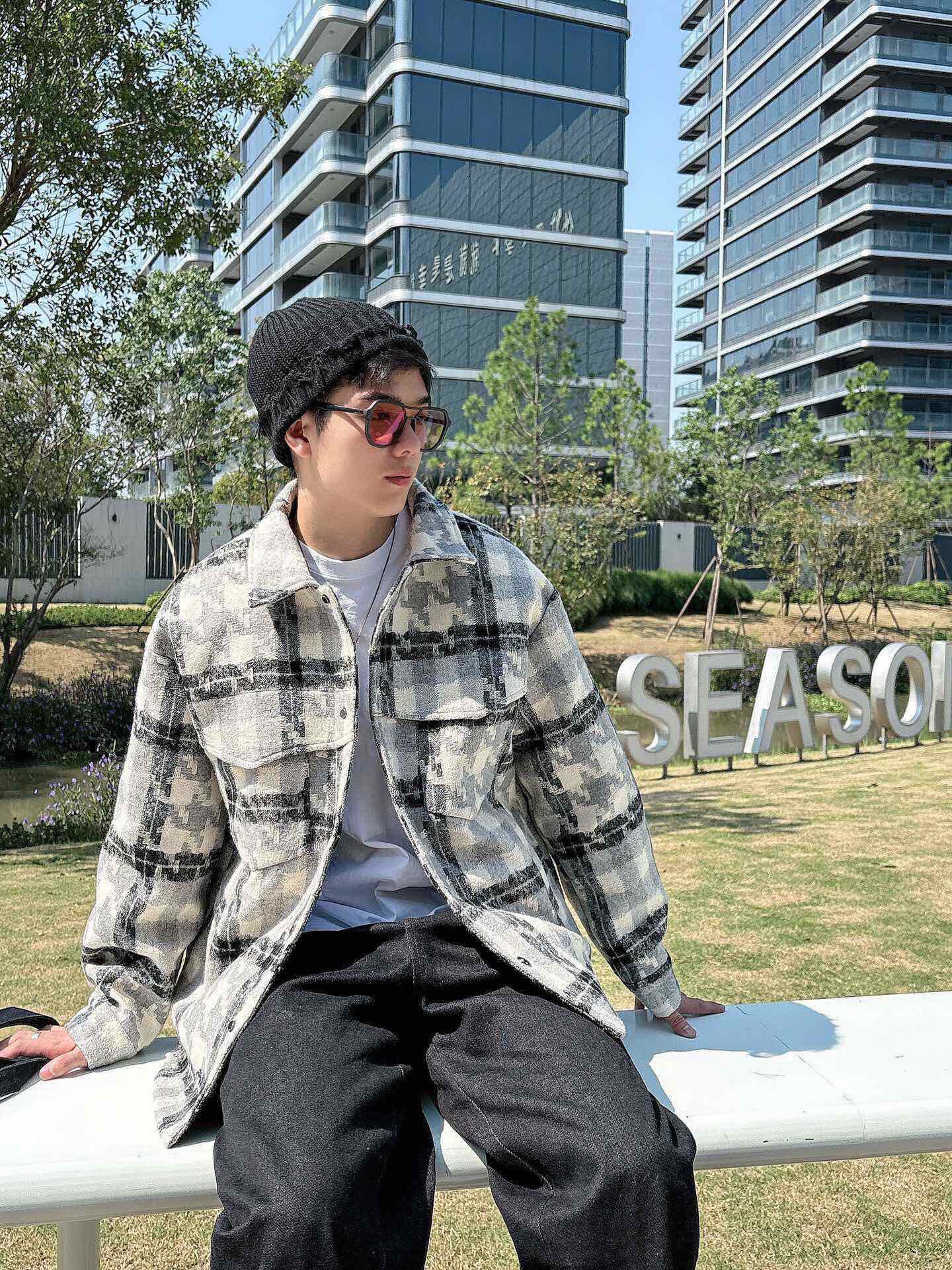 P。VTAENLITN ⁽高定款⁾ 90纯白鸭🦆绒。羽绒服外套 顶级千鸟格系列面包服男女同款国标90白鸭