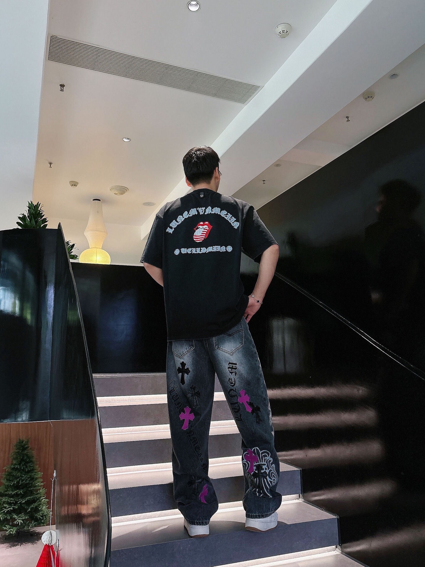 Alternative view of Chrome Hearts T-Shirt 12523