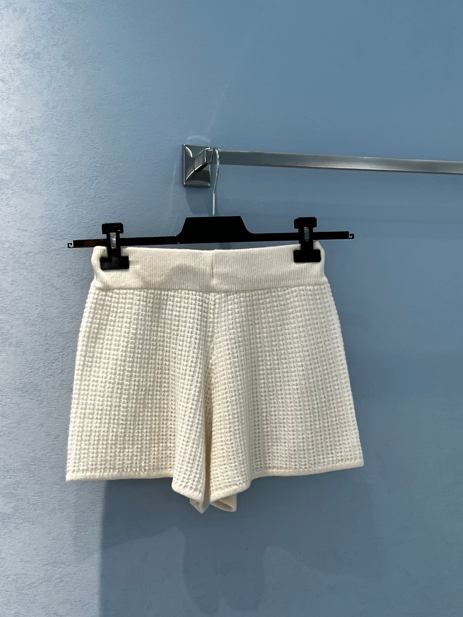 Stylish and Versatile: P759 Dress with ALO Waffle Shorts for Effortless Chic - 图片 7