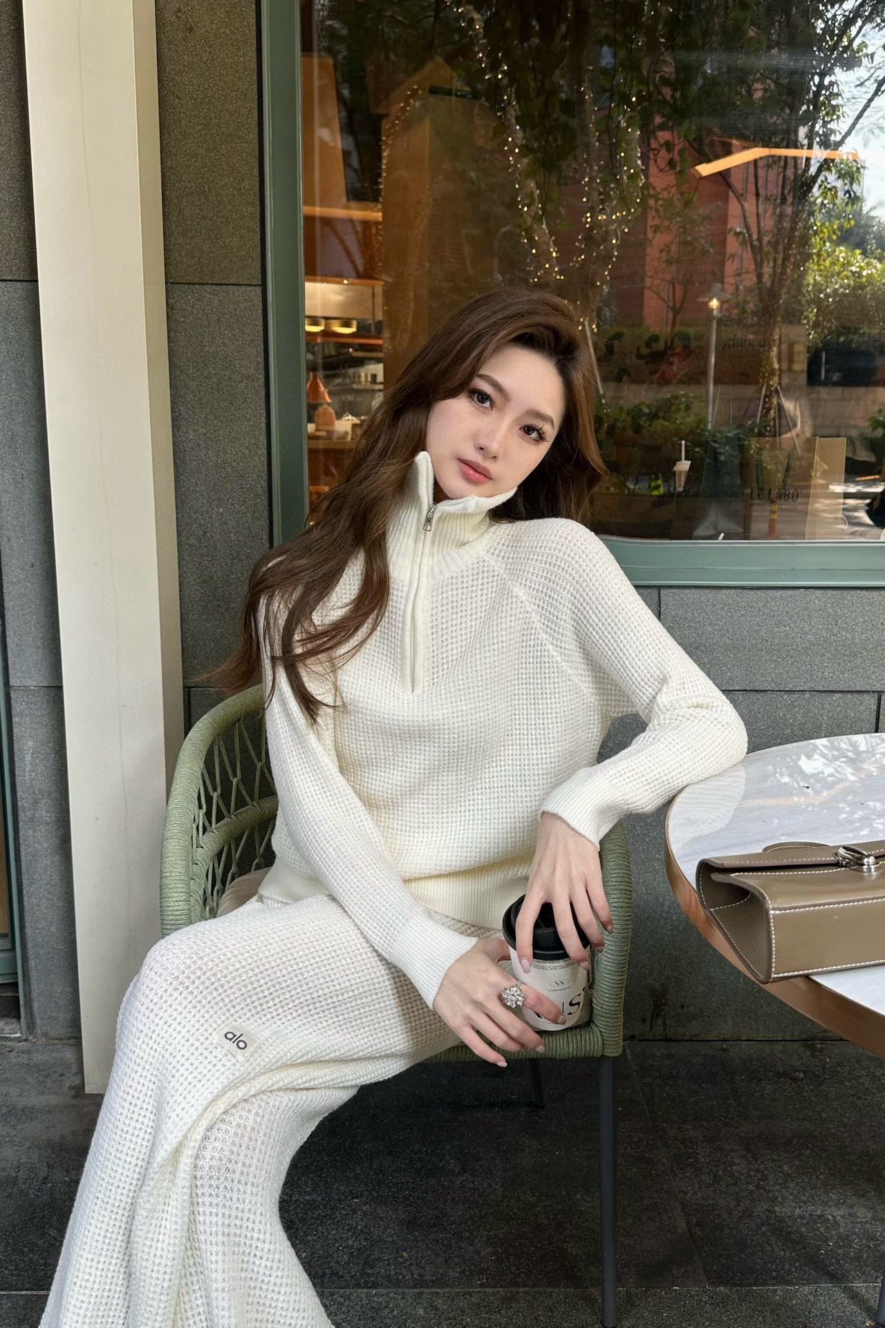 Comfortable High-Waist Waffle Knit Pants for Versatile Style from Home to Street - 图片 9