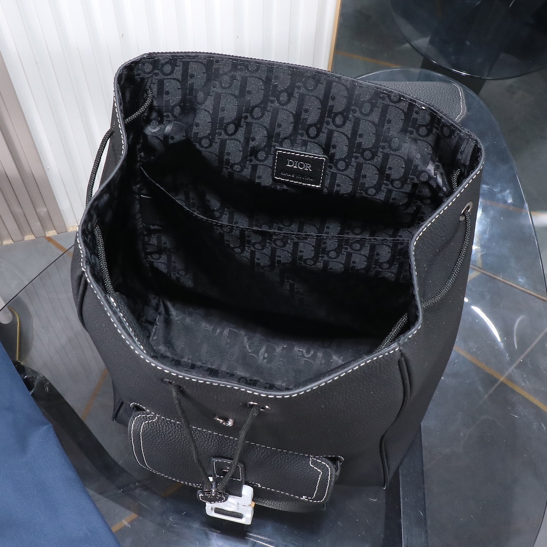 Dior Style Black Leather Backpack Bags detail image 9 from source 776414