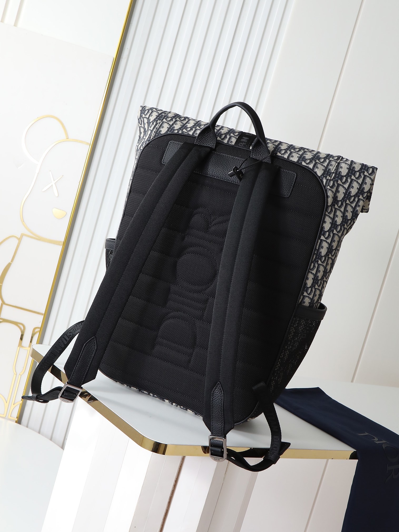市场最高版本欢迎对比Dior8卷顶双肩背包米色Oblique印花面料编号:1ESBA216YKY_H03