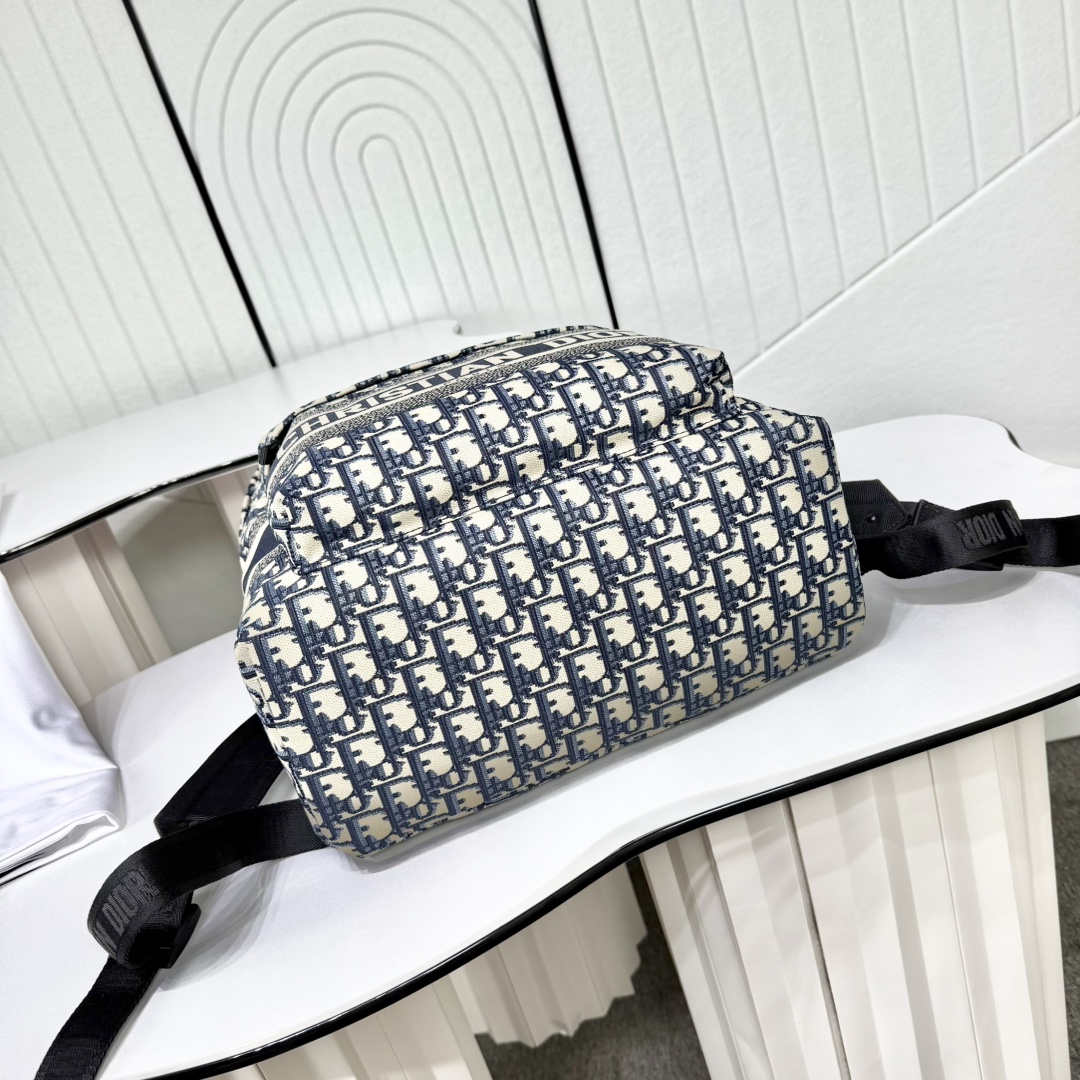 Dior Style Beige Glasses Bags detail image 5 from source 776428