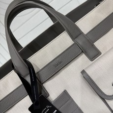 市场最高版本(原单品质)正品打版 【保证进口头层牛皮❗❗❗拒绝二层皮,拒绝超纤皮】 大号 Dior Normandie 市场最高版本(原单品质)正品打版 【保证进口头层牛皮❗❗❗拒绝二层皮,拒绝超纤皮】 大号 Dior Normandie