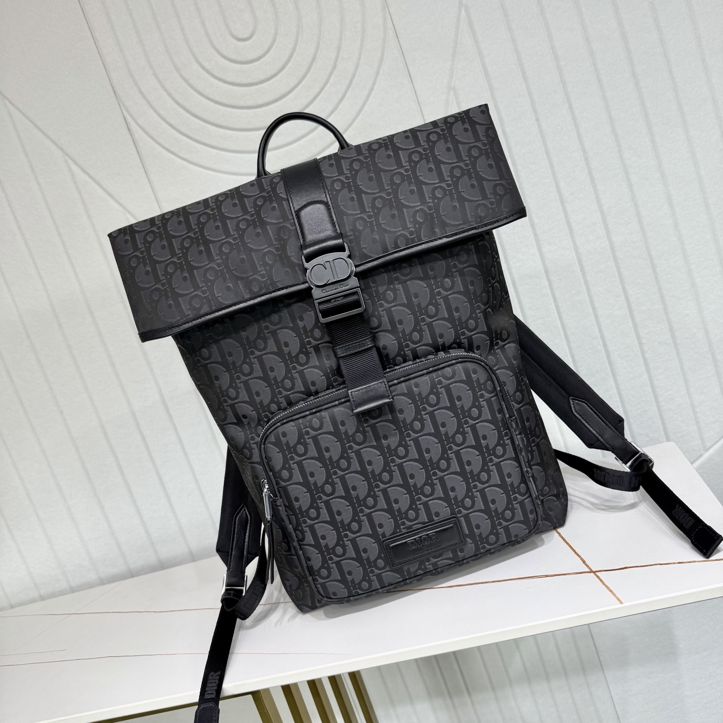 Dior Style Black Leather Backpack Bags Backpack detail image 1 from source 776375
