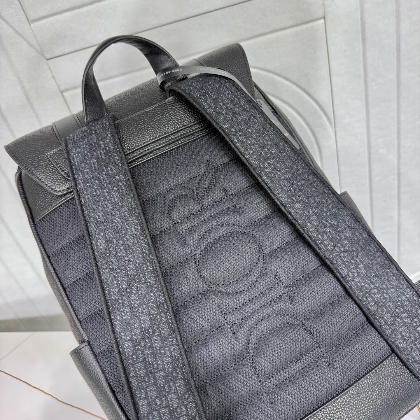 Dior Style Black Leather Backpack Bags detail image 5 from source 776394