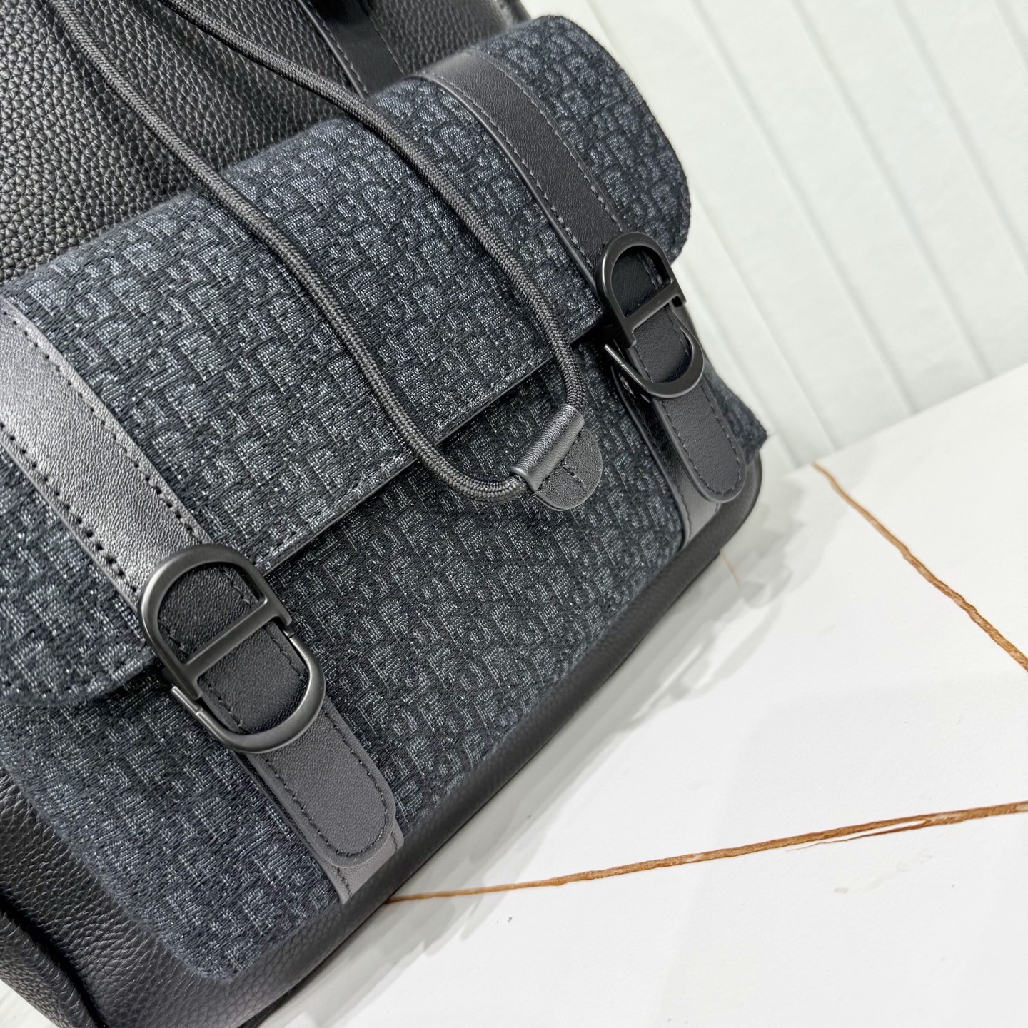 Dior Style Black Leather Backpack Bags detail image 7 from source 776394