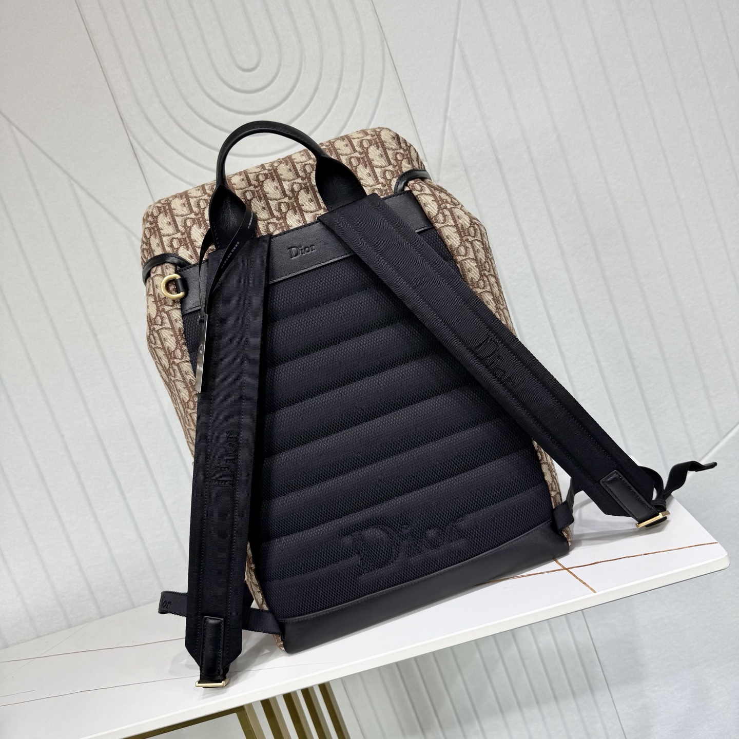 Dior Style Brown Leather Backpack Bags detail image 3 from source 776395