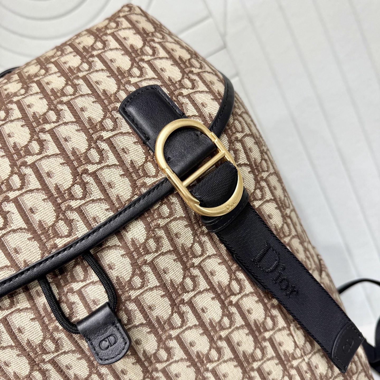 Dior Style Brown Leather Backpack Bags detail image 6 from source 776395