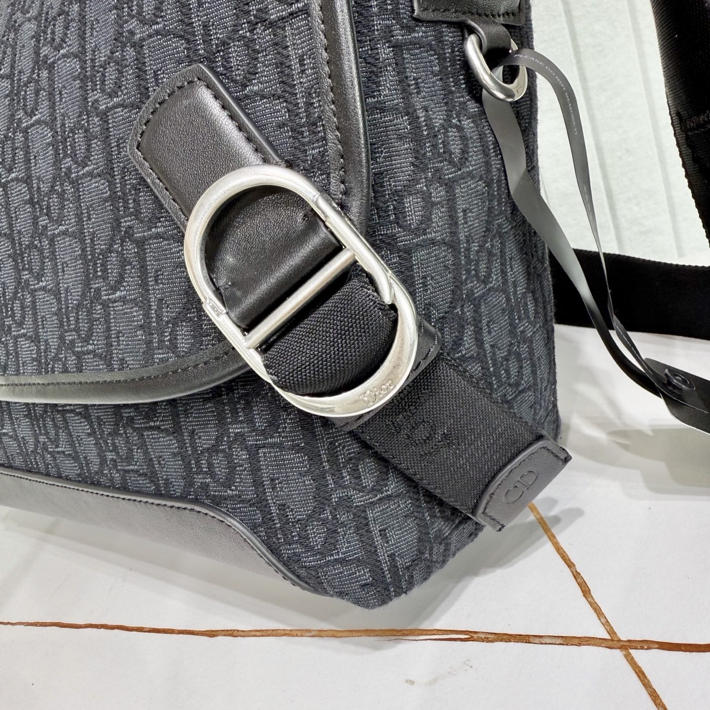 Dior Style Black Leather Top Handle Bag style reference detail image 4 from source 776390