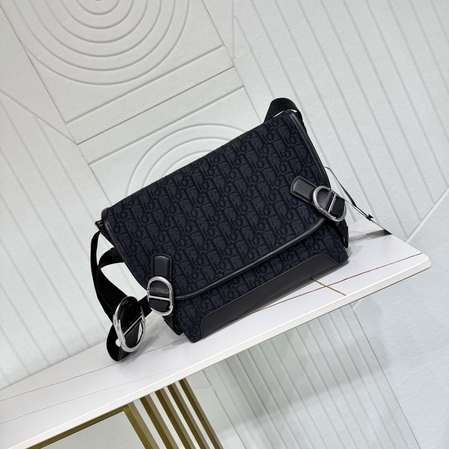 Dior Style Black Leather Top Handle Bag style reference detail image 1 from source 776390