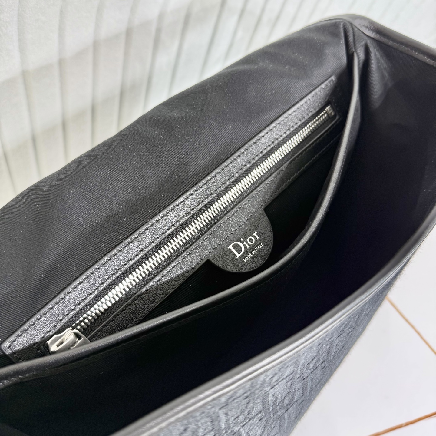 Dior Style Black Leather Top Handle Bag style reference detail image 9 from source 776390