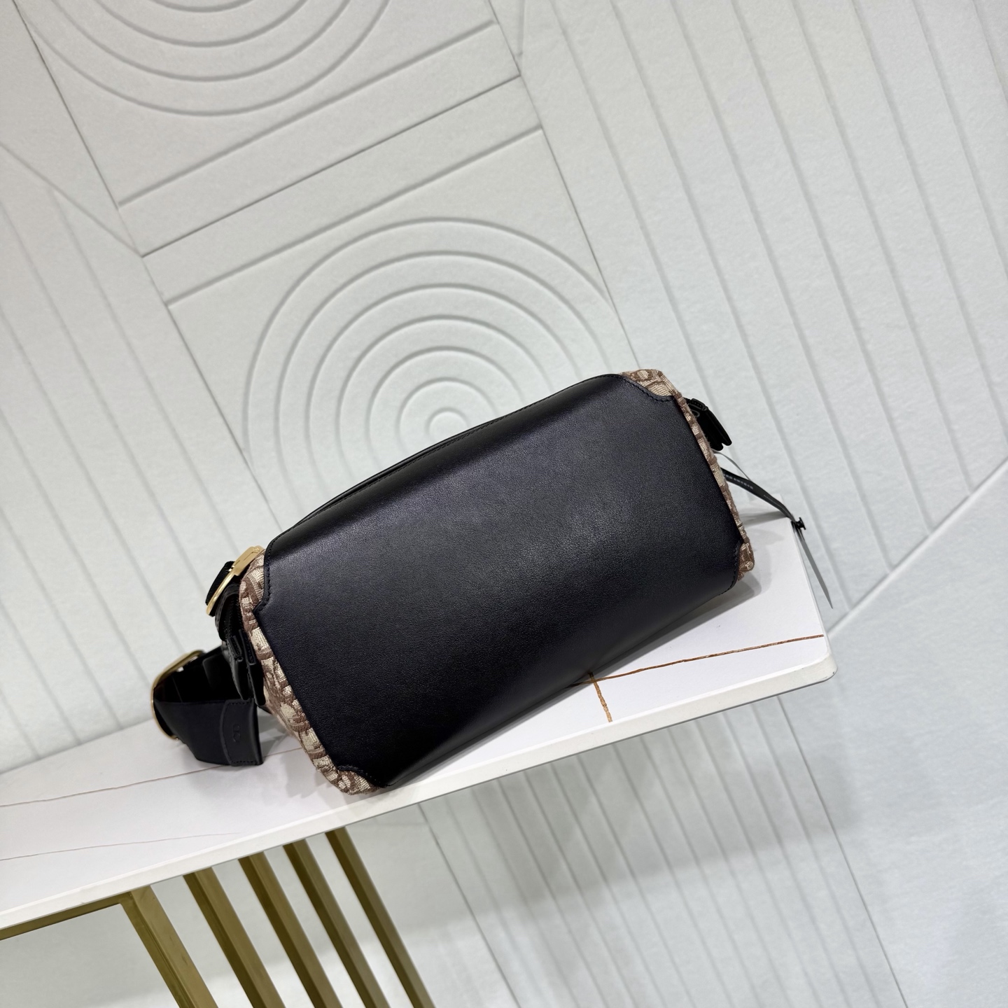 Dior Style Brown Leather Top Handle Bag style reference detail image 4 from source 776391