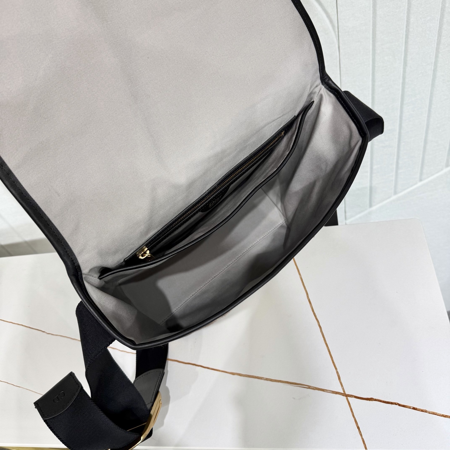 Dior Style Brown Leather Top Handle Bag style reference detail image 9 from source 776391