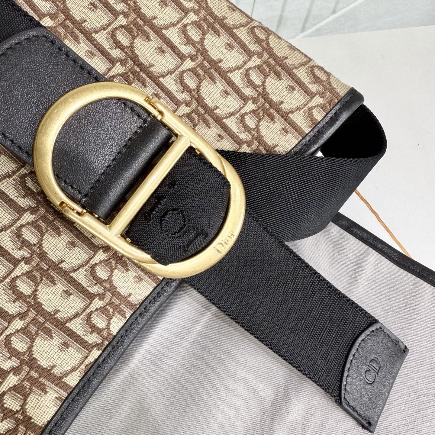 Dior Style Black Leather Top Handle Bag style reference detail image 7 from source 776393