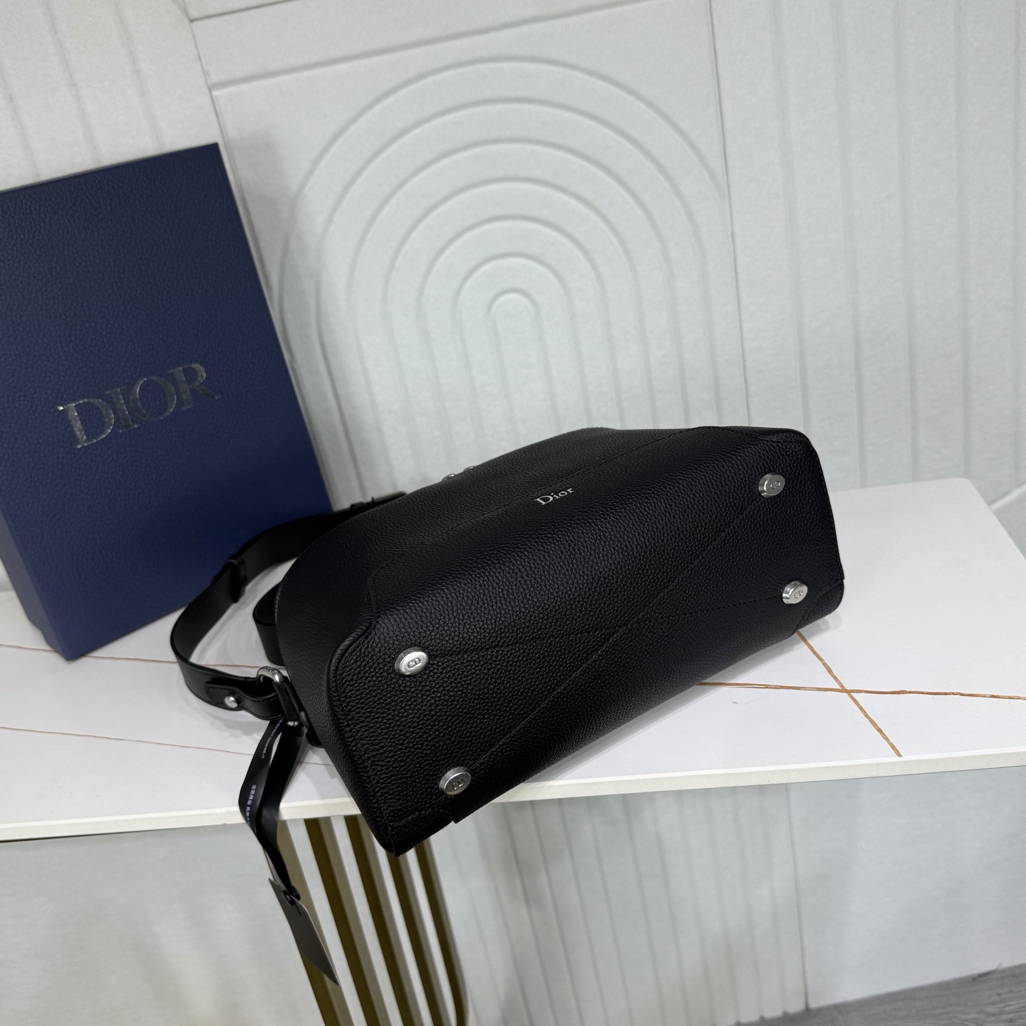 【市场最高版本】(原单品质)正品打版 «配盒子/礼品袋» Dior Archie 拉链手袋(附肩带) 黑色粒面牛皮革 编 【市场最高版本】(原单品质)正品打版 «配盒子/礼品袋» Dior Archie 拉链手袋(附肩带) 黑色粒面牛皮革 编