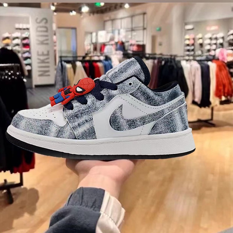 图片[8]-Jordan/乔丹 童鞋版本上线👣你家有个fashion宝贝👶🏻中底注胶孔内置真Sole气垫❗️耐克Air Jordan Brand 1 Mid GS\”Hulk\”AJ1乔丹一代低帮经典复古文化休闲运动篮球鞋“乔1低邦童鞋系列” 类型：低邦童鞋 尺码：22 23 24 25 26 27 28 29 30 31 32 33 34 35 36 37-选品中心