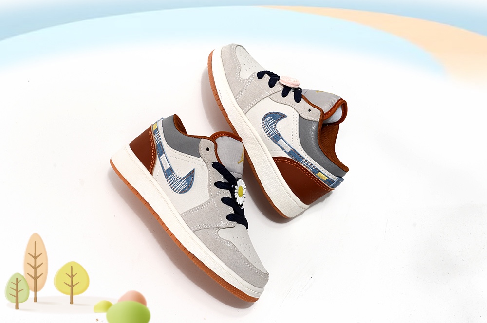 图片[6]-Jordan/乔丹 童鞋版本上线👣你家有个fashion宝贝👶🏻中底注胶孔内置真Sole气垫❗️耐克Air Jordan Brand 1 Mid GS\”Hulk\”AJ1乔丹一代低帮经典复古文化休闲运动篮球鞋“乔1低邦童鞋系列” 类型：低邦童鞋 尺码：22 23 24 25 26 27 28 29 30 31 32 33 34 35 36 37-选品中心