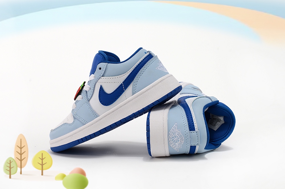 图片[5]-Jordan/乔丹 童鞋版本上线👣你家有个fashion宝贝👶🏻中底注胶孔内置真Sole气垫❗️耐克Air Jordan Brand 1 Mid GS\”Hulk\”AJ1乔丹一代低帮经典复古文化休闲运动篮球鞋“乔1低邦童鞋系列” 类型：低邦童鞋 尺码：22 23 24 25 26 27 28 29 30 31 32 33 34 35 36 37-选品中心