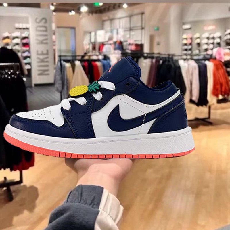 Jordan/乔丹 童鞋版本上线👣你家有个fashion宝贝👶🏻中底注胶孔内置真Sole气垫❗️耐克Air Jordan Brand 1 Mid GS\