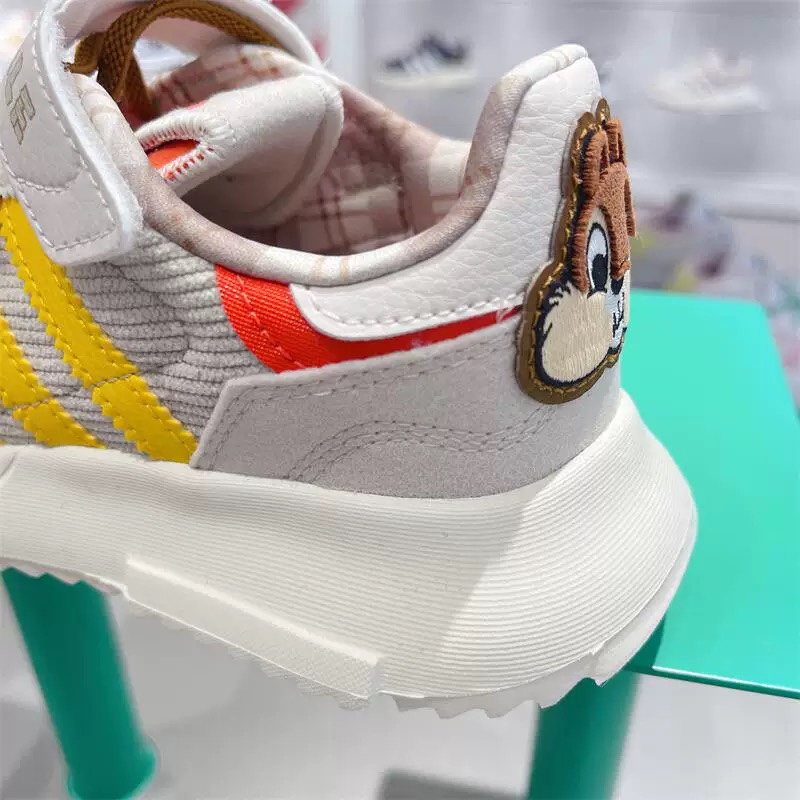 图片[9]-阿迪达斯2024秋冬双十一狂欢爆款，回弹力特别棒！日常休闲、跑步、运动多场合可穿 24-37-选品中心