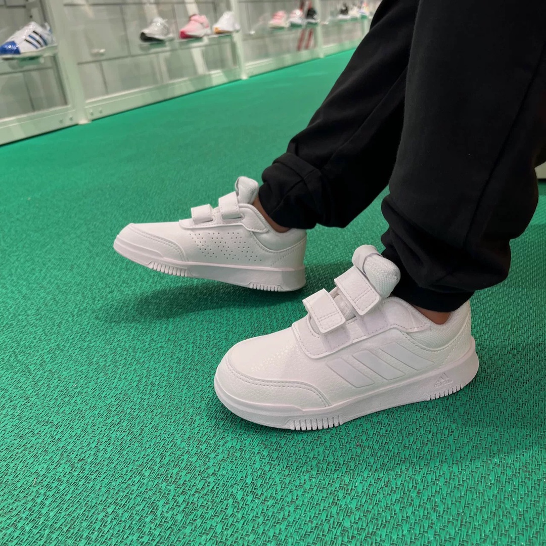 图片[7]-火🔥爆Adidas/阿迪达斯正品ADIPUFF MID男女童同款休闲跑步鞋，官方同步包装 ， 防滑耐磨橡胶大底 潮流百搭 、秋冬休闲时尚童鞋 舒适性能十足 。 尺码：28——37-选品中心