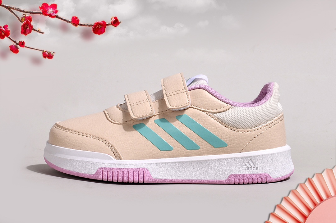 火🔥爆Adidas/阿迪达斯正品ADIPUFF MID男女童同款休闲跑步鞋，官方同步包装 ， 防滑耐磨橡胶大底 潮流百搭 、秋冬休闲时尚童鞋 舒适性能十足 。 尺码：28——37-选品中心