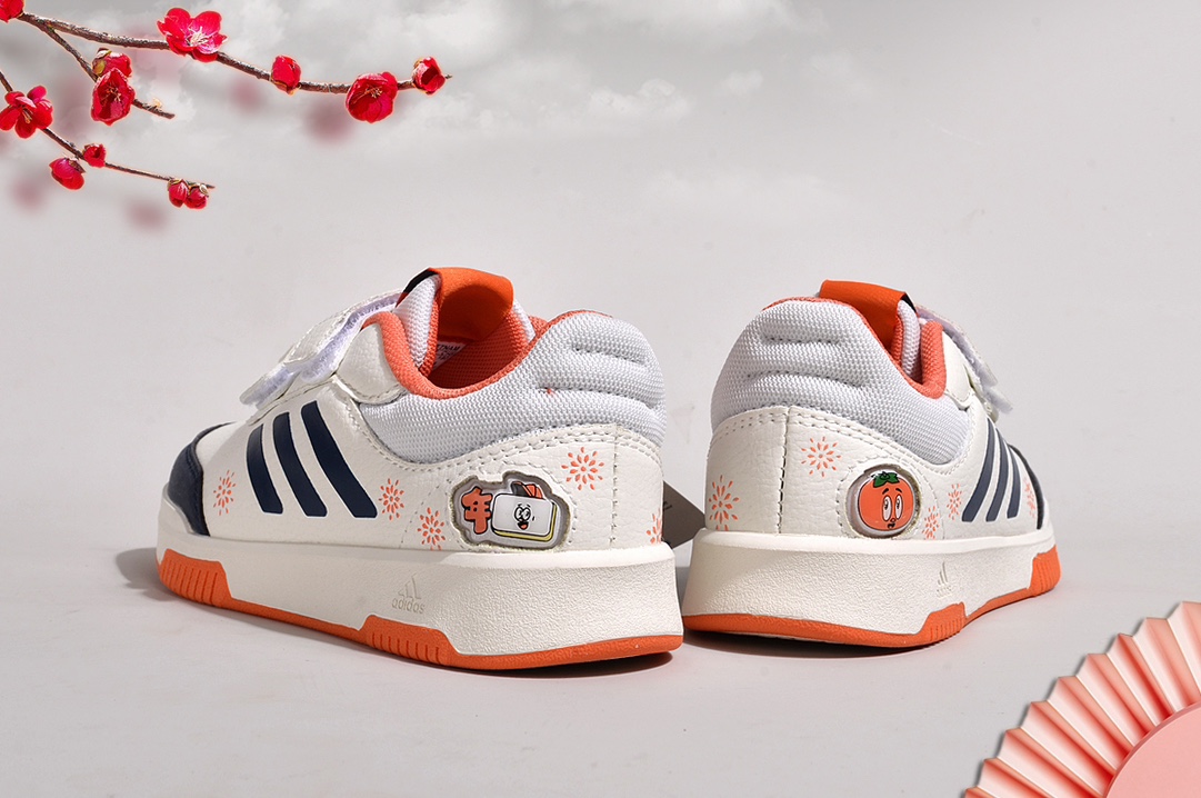 图片[4]-火🔥爆Adidas/阿迪达斯正品ADIPUFF MID男女童同款休闲跑步鞋，官方同步包装 ， 防滑耐磨橡胶大底 潮流百搭 、秋冬休闲时尚童鞋 舒适性能十足 。 尺码：28——37-选品中心