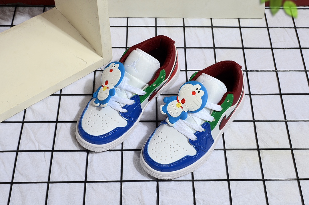 图片[5]-Jordan/乔丹 童鞋版本上线👣你家有个fashion宝贝👶🏻中底注胶孔内置真Sole气垫❗️耐克Air Jordan Brand 1 Mid GS\”Hulk\”AJ1乔丹一代低帮经典复古文化休闲运动篮球鞋“乔1低邦童鞋系列” 类型：低邦童鞋 尺码：22 23 24 25 26 27 28 29 30 31 32 33 34 35 36 37-选品中心