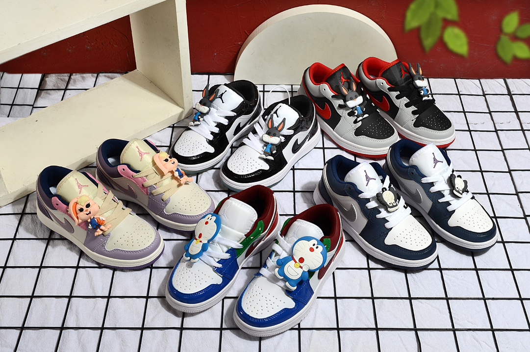 图片[7]-Jordan/乔丹 童鞋版本上线👣你家有个fashion宝贝👶🏻中底注胶孔内置真Sole气垫❗️耐克Air Jordan Brand 1 Mid GS\”Hulk\”AJ1乔丹一代低帮经典复古文化休闲运动篮球鞋“乔1低邦童鞋系列” 类型：低邦童鞋 尺码：22 23 24 25 26 27 28 29 30 31 32 33 34 35 36 37-选品中心