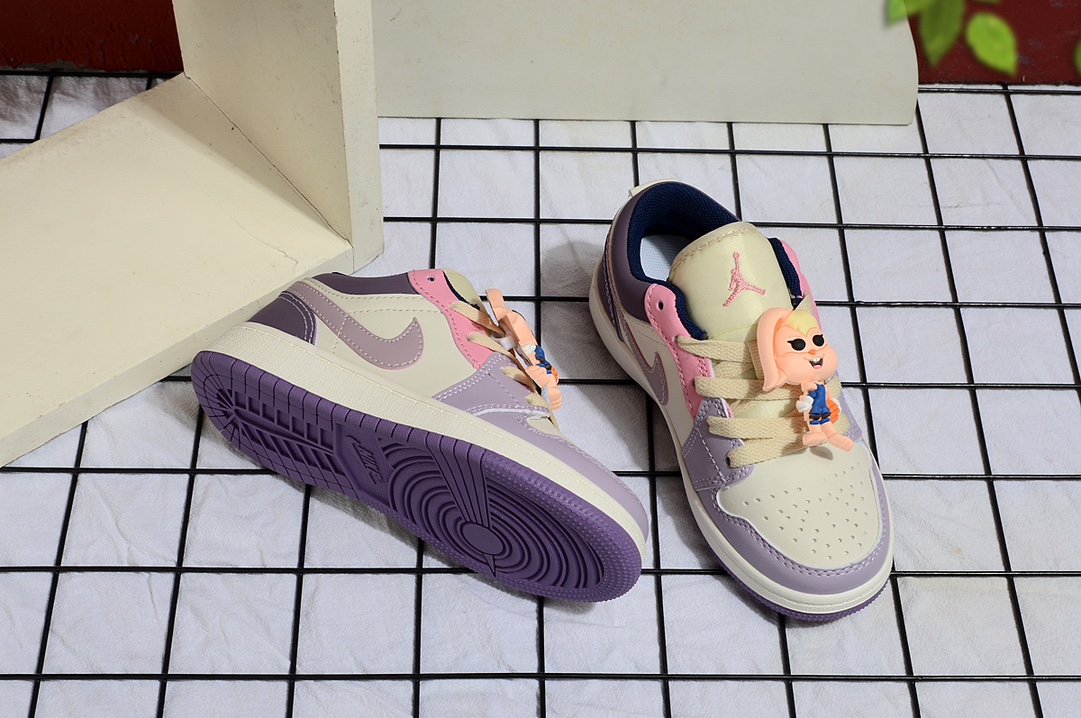 图片[2]-Jordan/乔丹 童鞋版本上线👣你家有个fashion宝贝👶🏻中底注胶孔内置真Sole气垫❗️耐克Air Jordan Brand 1 Mid GS\”Hulk\”AJ1乔丹一代低帮经典复古文化休闲运动篮球鞋“乔1低邦童鞋系列” 类型：低邦童鞋 尺码：22 23 24 25 26 27 28 29 30 31 32 33 34 35 36 37-选品中心