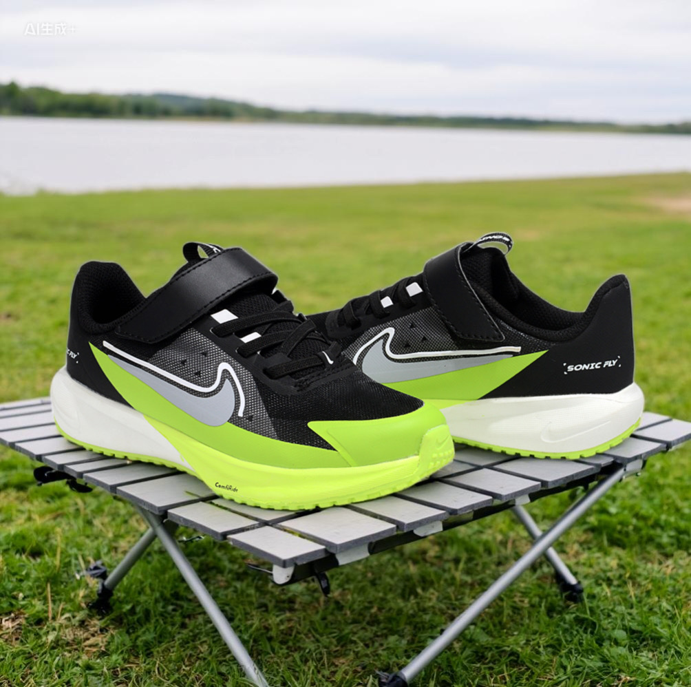 图片[4]-2025🔥 NK 新款超音速男女童专业跑步鞋，SONIC FLY（PS） 尺码：27-37码 专柜同步新品🆕 优质面料拼接，质感满满💯 魔术贴➕松紧带设计，穿脱方便✌🏻 橡胶耐磨防滑大底，脚感不言而喻☁️！! ，-选品中心