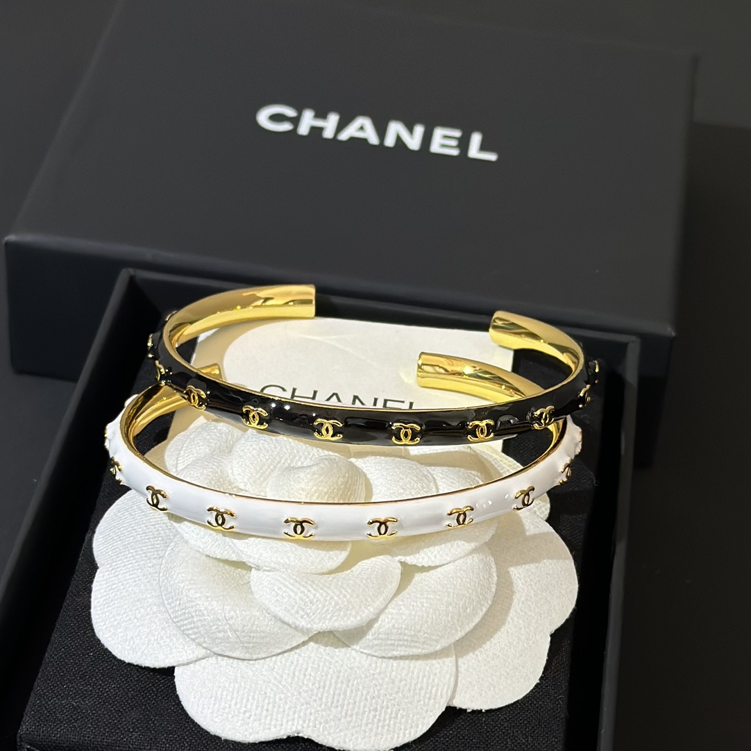 Chanel Haute Couture Haute Couture Fine Jewelry Necklace Bracelet Ring 2