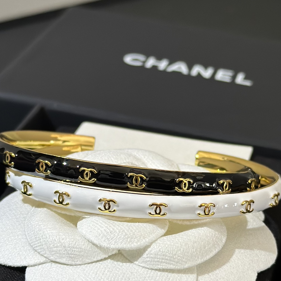 Chanel Haute Couture Haute Couture Fine Jewelry Necklace Bracelet Ring 8