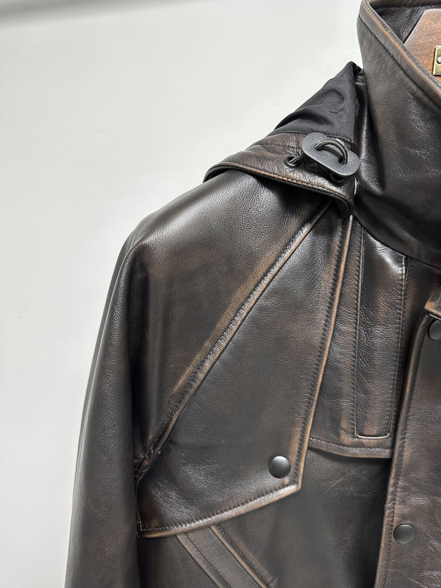 P Leather Jacket: Mid-Length Cowhide Biker Jacket, Durable Hardware, Size 48-56 4 i1727071133 6769 3