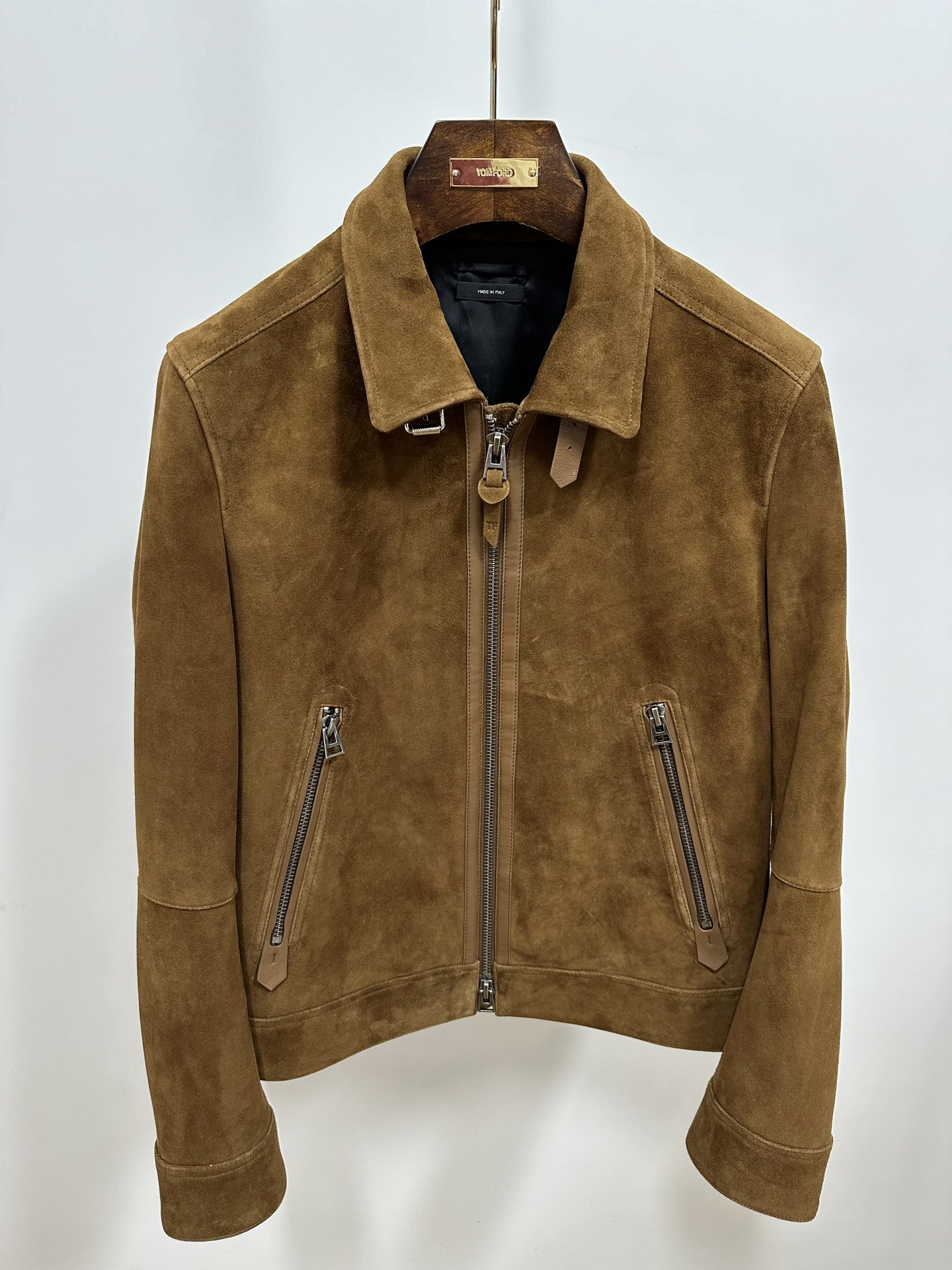 NO:675853,TOM F's new autumn and winter products, imported hybrid goatskin leather jacket, minimalist old money style, classic slim fit, slim fit 48-56,,tom ford,jackets & coats,sheepskin,Top Customize119860909TOM F秋冬新品 进口混种山羊皮 皮夹克 极简老钱风 经典修身款 版型修身显瘦 48-56,,tom ford,jackets & coats,sheepskin,Top Customize1,Men's clothing
