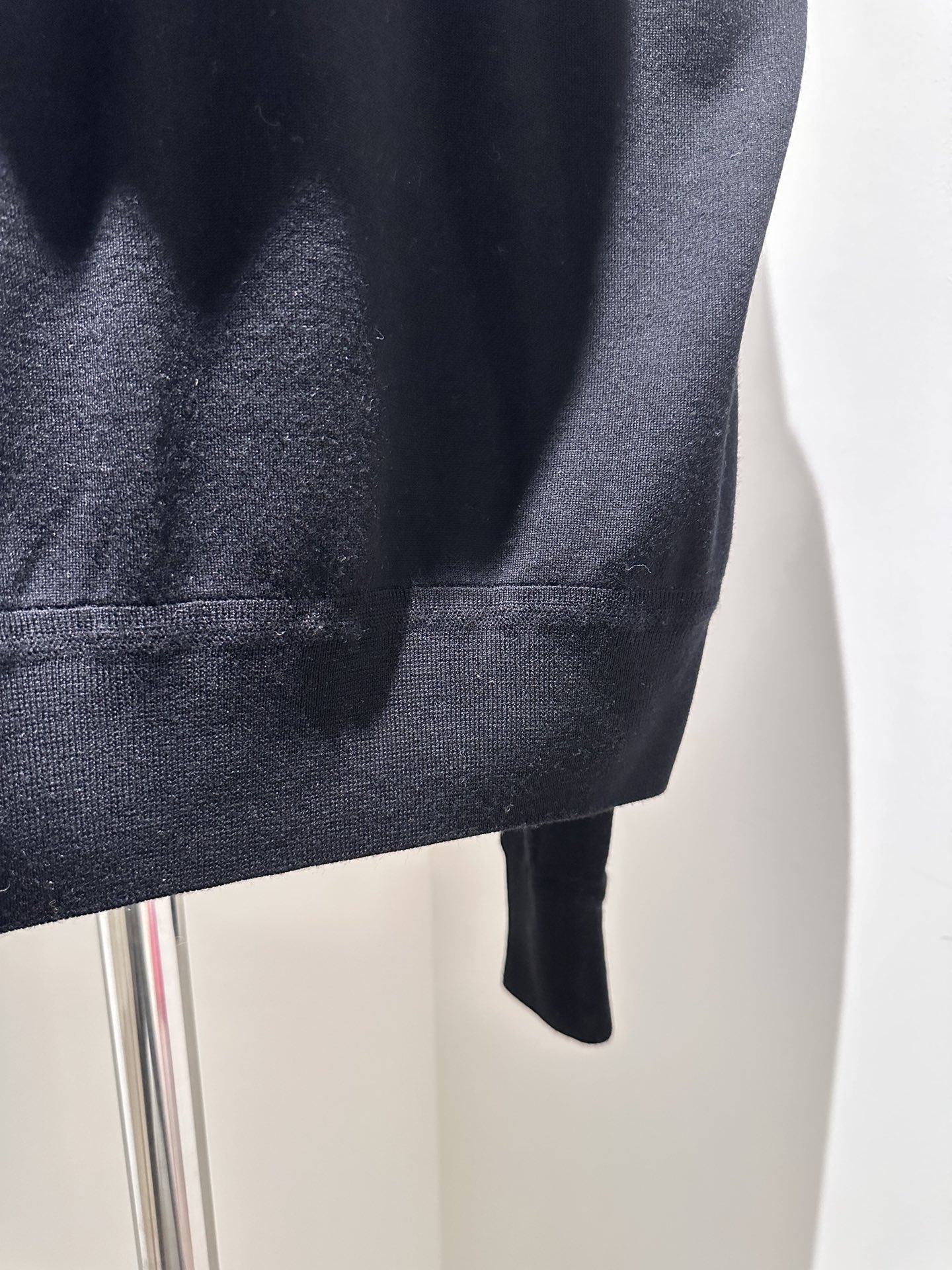 Tom Ford Wool Down Padded Hooded Jacket - Original Design, Premium Quality 11 i1732618599 9981 5