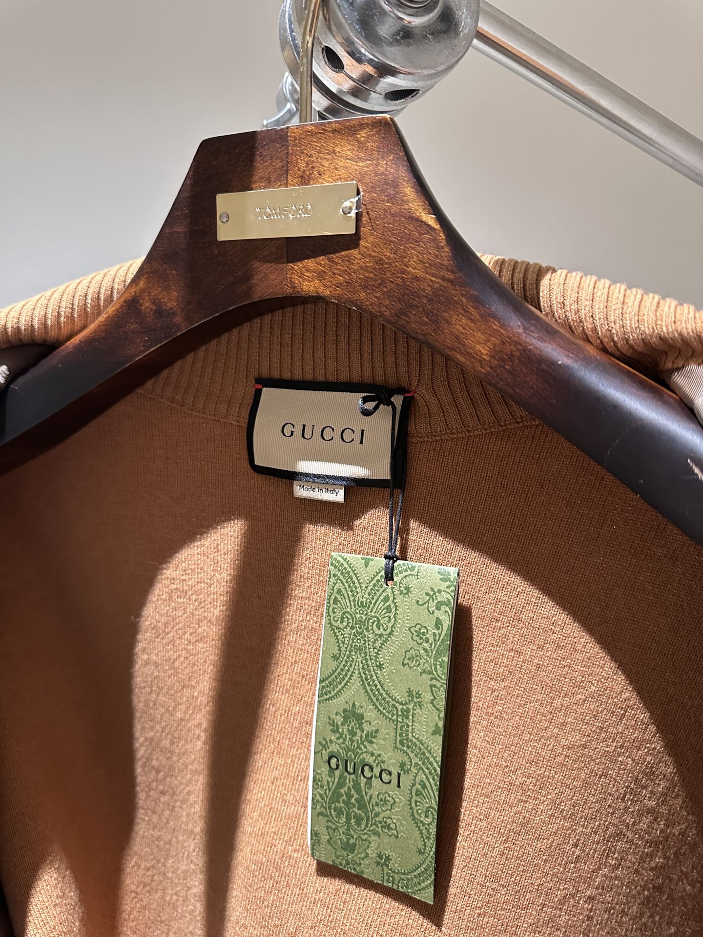 Gucci Shearling Wool Knit Cardigan - Vintage Style, Fall/Winter Essential 4 i1733102890 1067 12