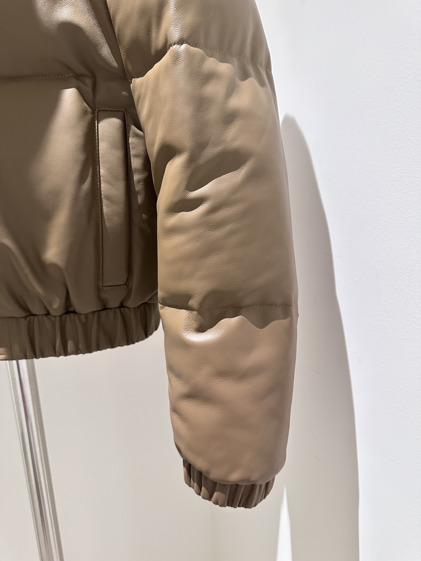 Burberry Nappa Leather Down Jacket: Premium Quality & Supreme Warmth 6 i1733831744 3515 2