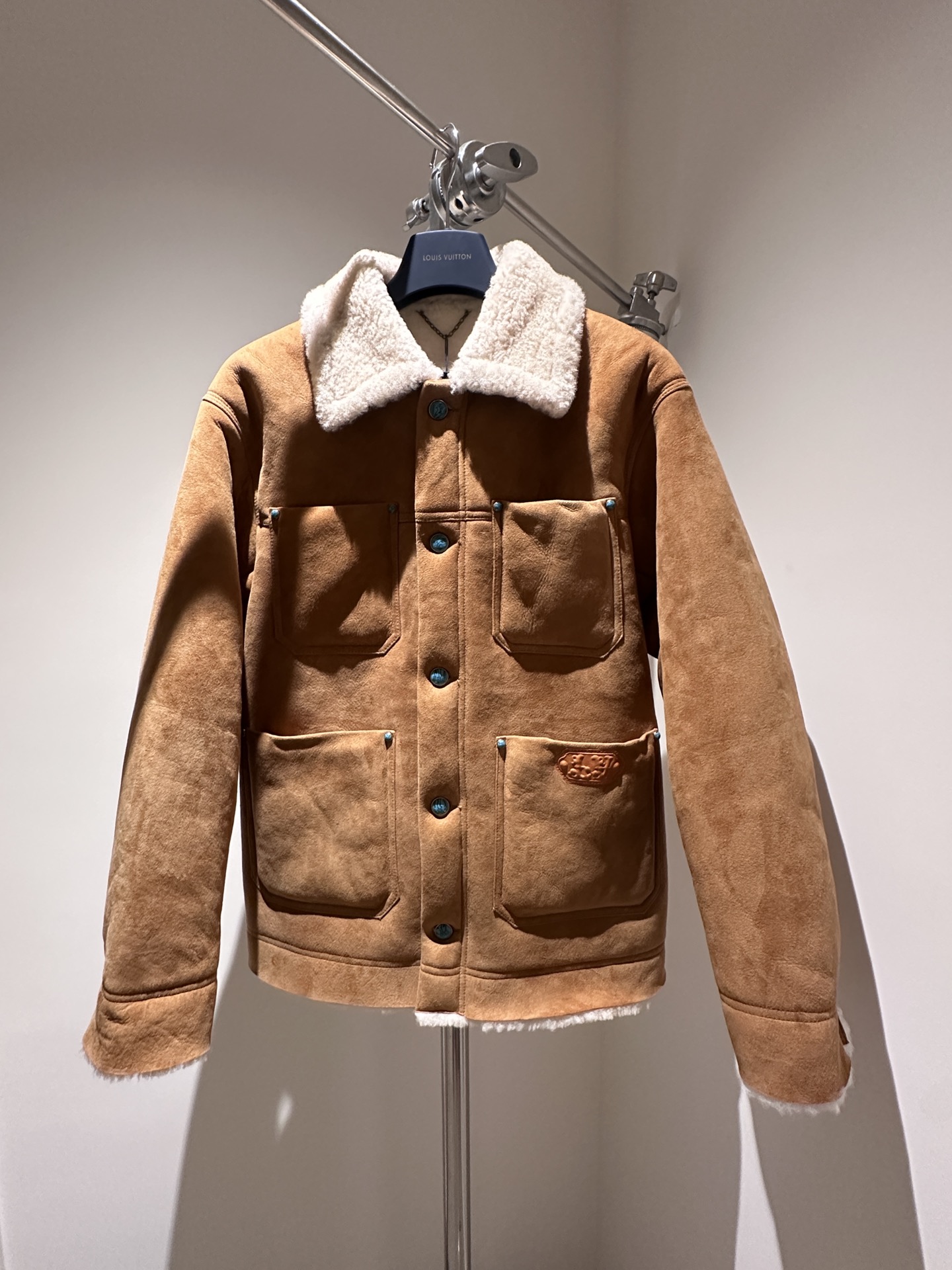 Louis Vuitton Shearling Jacket – Premium Leather, Perfect Fit, Sizes 46-54