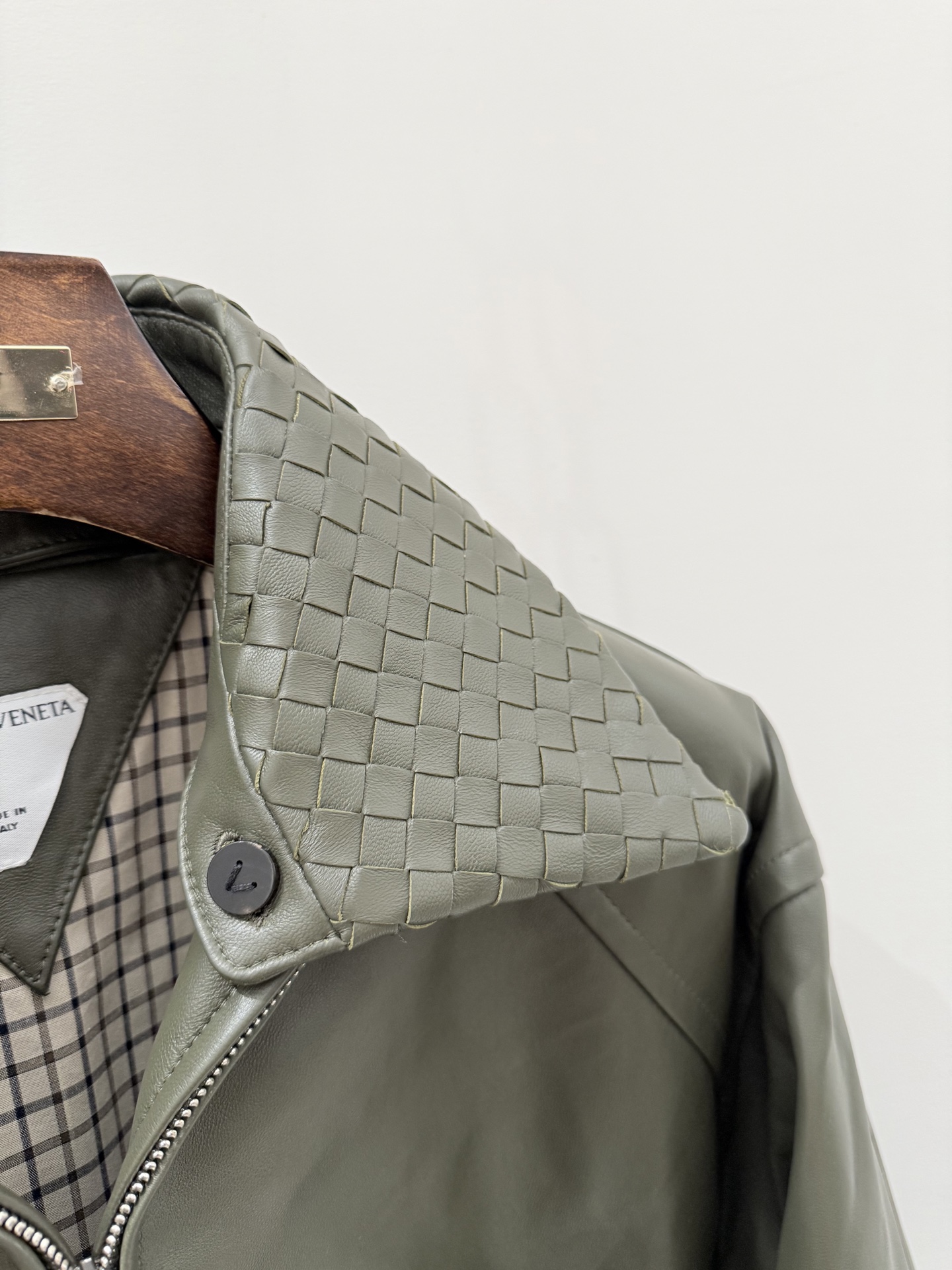 Bottega Veneta Green Woven Collar Lambskin Leather Jacket 5 i1754741740147 5630 0 2