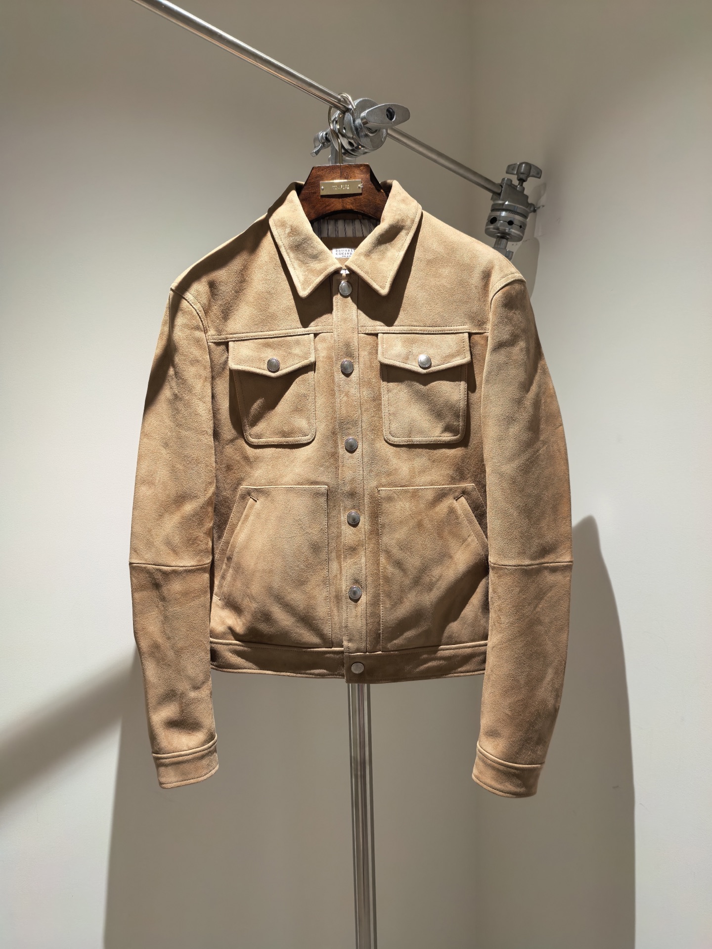 NO:675209,bc new product sheepskin jacket original restoration with in-depth details mixed lambskin slim version 48-56,,jackets & coats,sheepskin,Top Customize119860909bc 新品 羊皮夹克 原版还原 细节到位 混种小羊皮 修身版 48-56,,jackets & coats,sheepskin,Top Customize1,Men's clothing