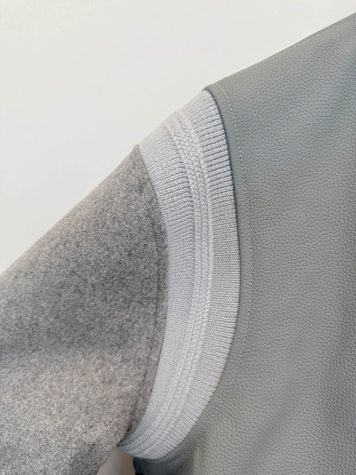 Dior Wool and Leather Baseball Jacket, Stylish New Definition - Limited Stock 12 i1755147975321 7524 0 8