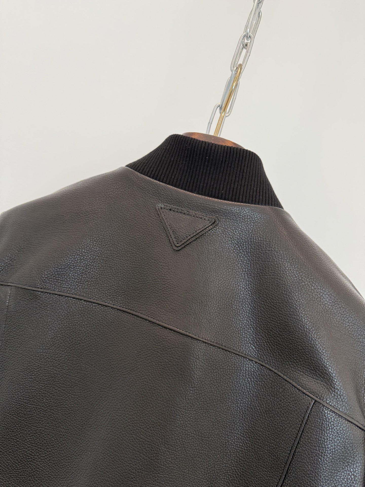 i1756775212750 2543 0 6