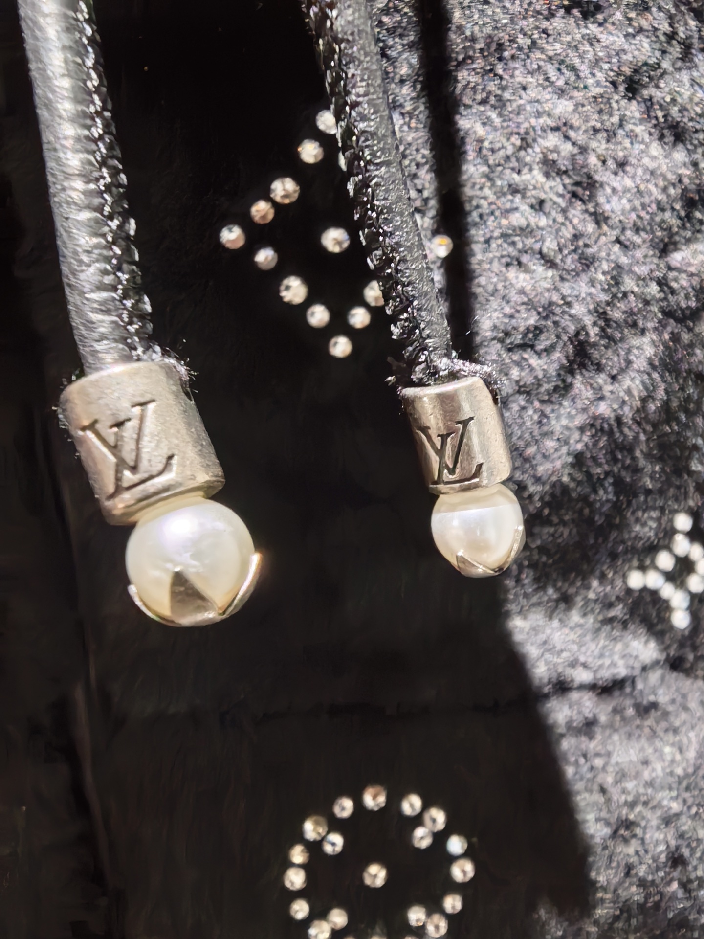 Luxury Sheepskin & Wool Blend Gloves with Handcrafted Rhinestone Detail 5 i1757406879113 3516 0 3
