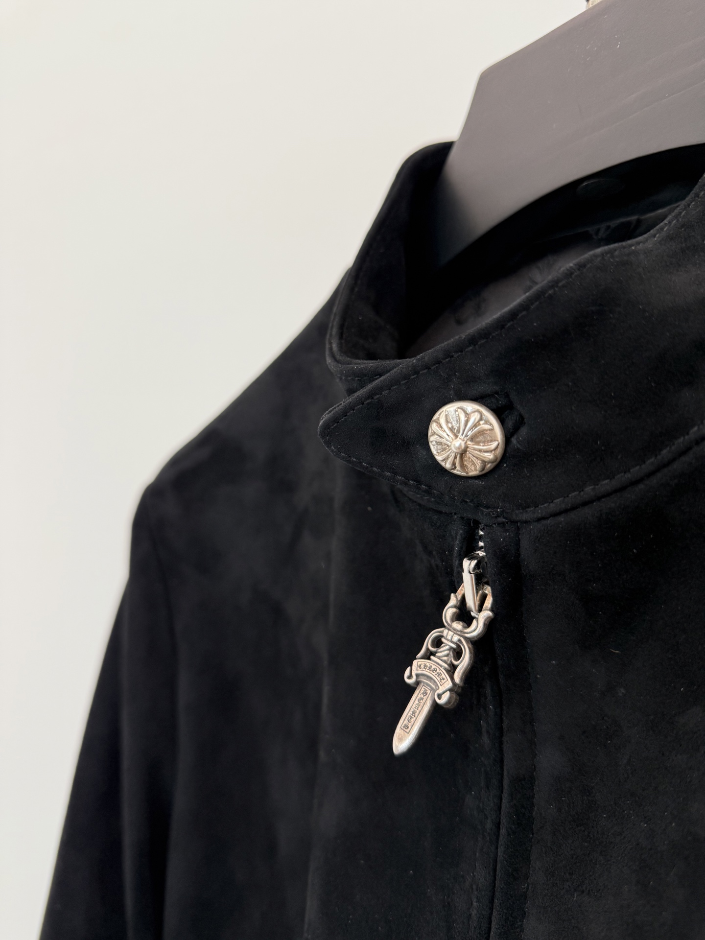 Chrome Hearts Lambskin Suede Leather Jacket with Silver Hardware 8 i1757732970863 8107 0 6